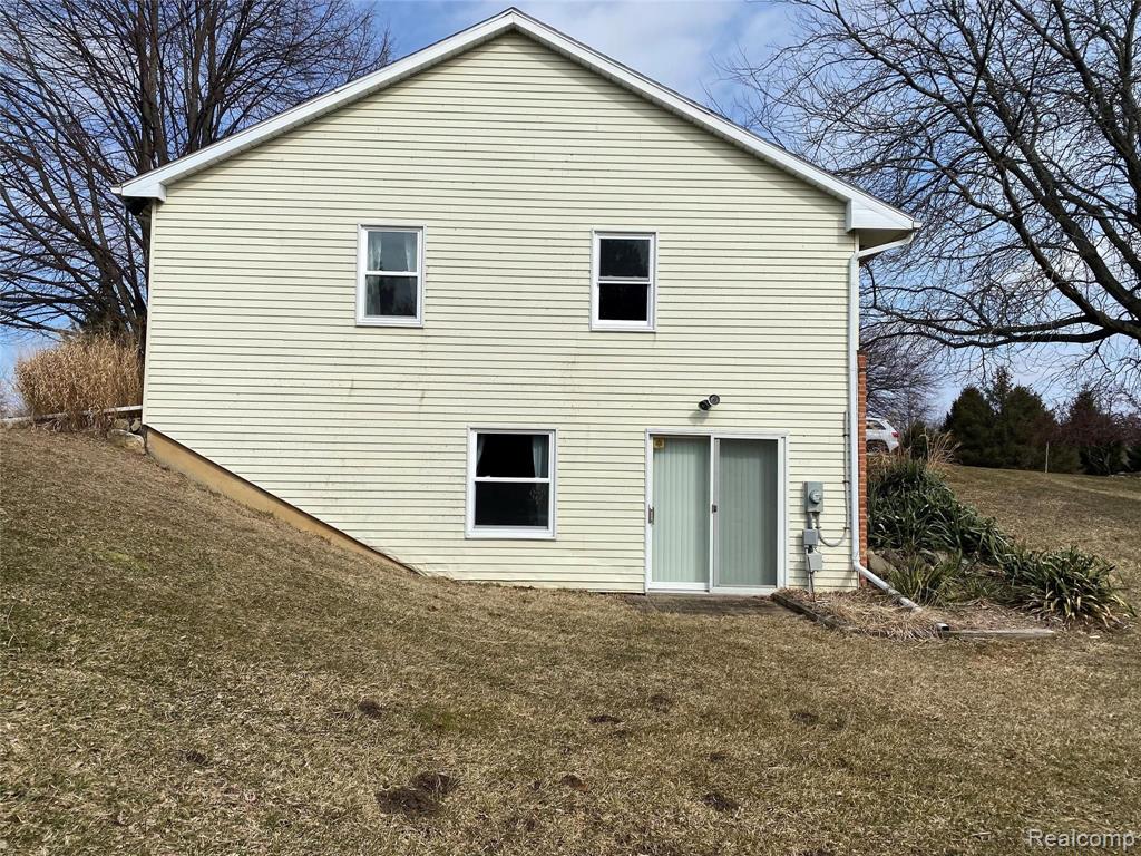 270 South Kern Road Fowlerville, MI 48836 - Photo 38 of 55