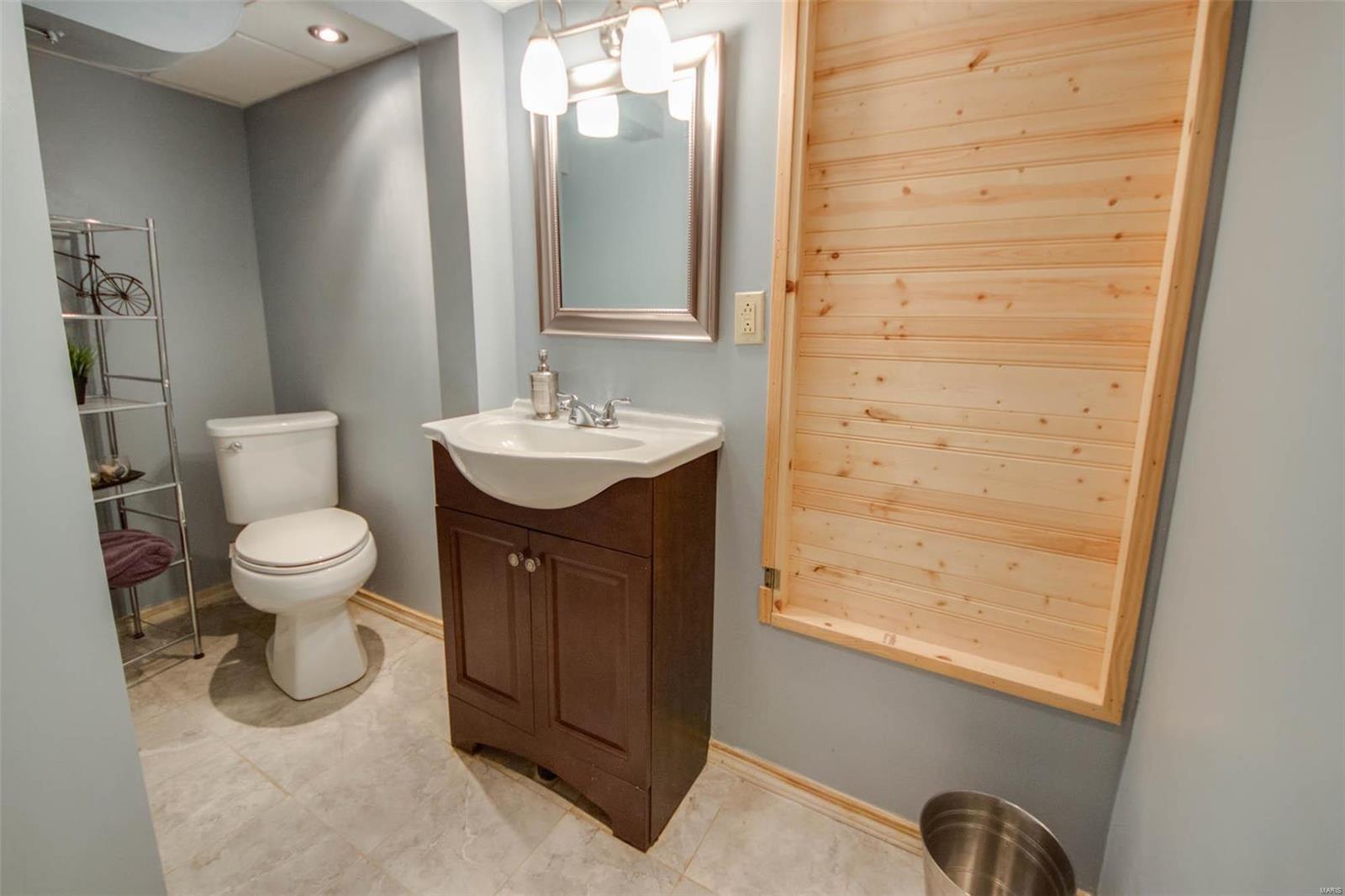 1712 State Street Alton, IL 62002 - Photo 23 of 27