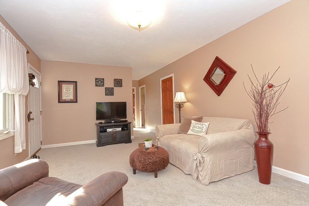 11 Shepherd Road Westborough, MA 01581 - Photo 24 of 36 Gallery Image 24