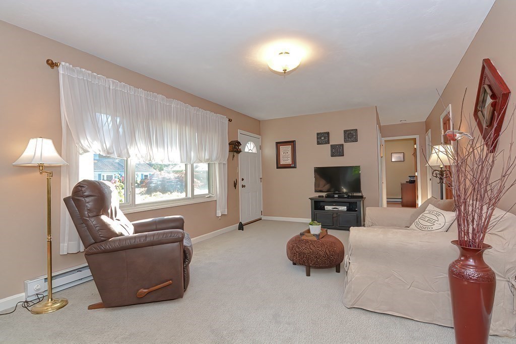 11 Shepherd Road Westborough, MA 01581 - Photo 25 of 36 Gallery Image 25