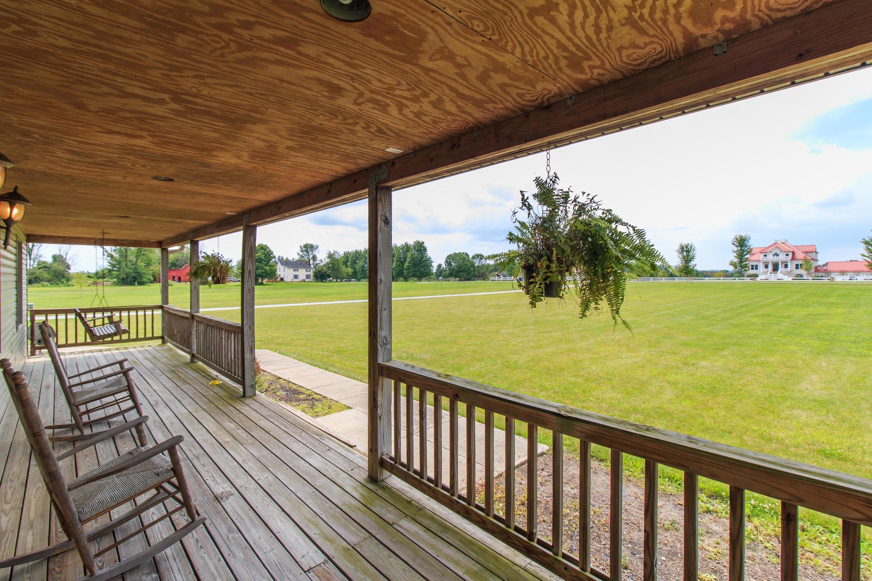 3024 Mounts Road Northwest Alexandria, OH 43001 - Photo 3 of 43 Gallery Image 3