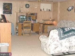 4208 Lawnside Road Philadelphia, PA 19154 - Photo 5 of 6 Gallery Image 5