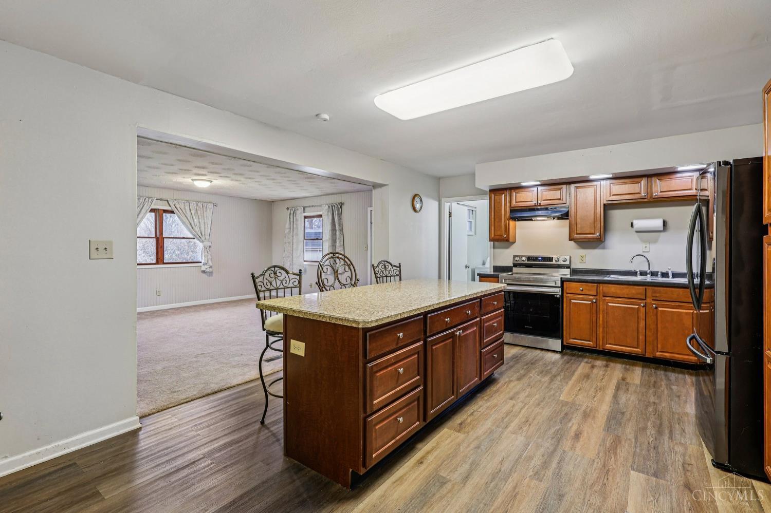 490 West Market Street Springboro, OH 45066 - Photo 16 of 37