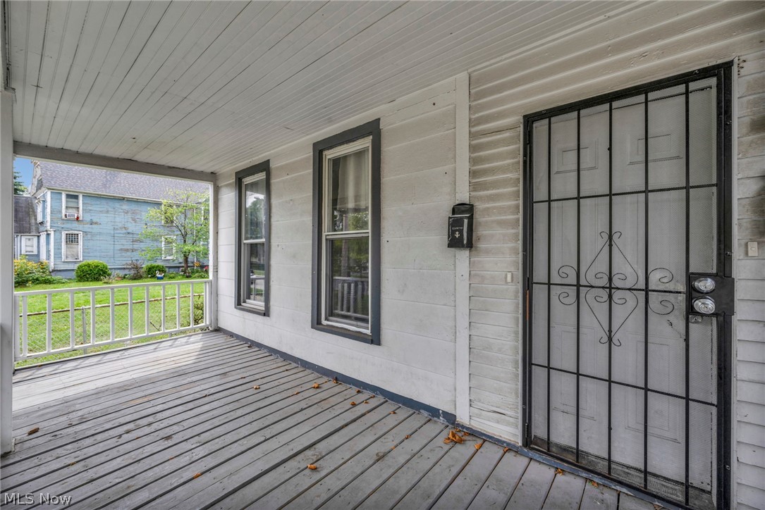 1352 Giddings Road Cleveland, OH 44103 - Photo 5 of 46 Gallery Image 5