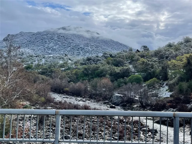 $585,000 | 40820 Oak Ridge Drive, Three Rivers, CA 93271