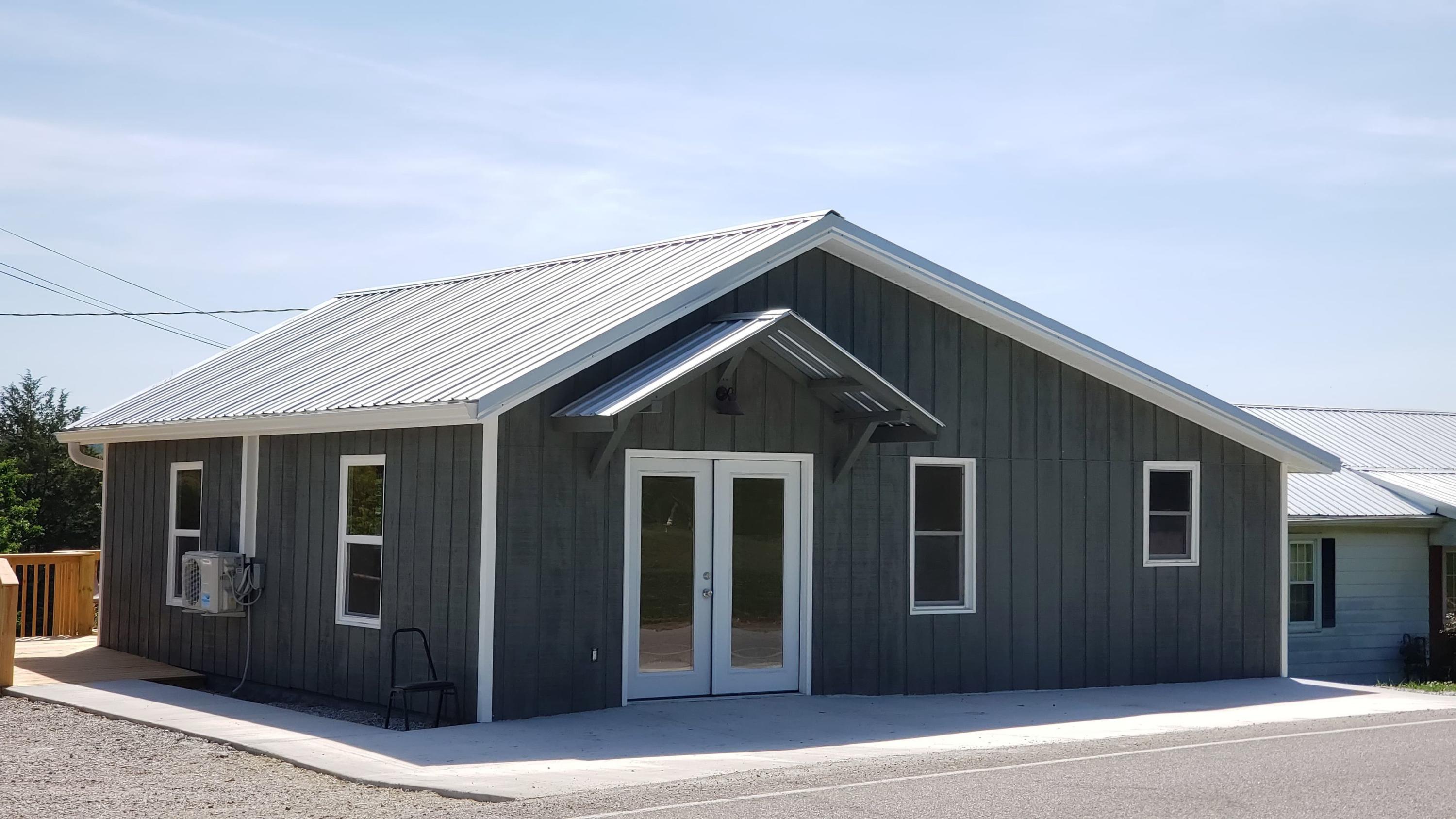 409 Island Ford Road Jacksboro, TN 37757 - Photo 5 of 18 186090389_966908017393506_59886303322774