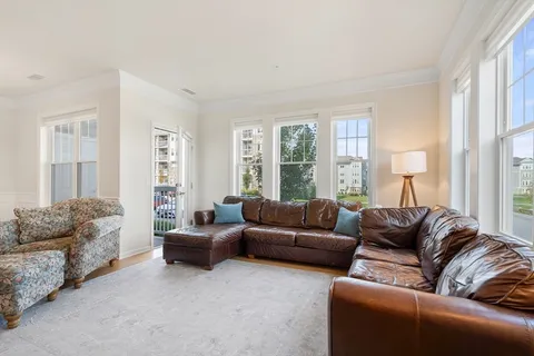 $579,000 | 11101 Peters Farm Way, Unit 101, Westborough, MA 01581