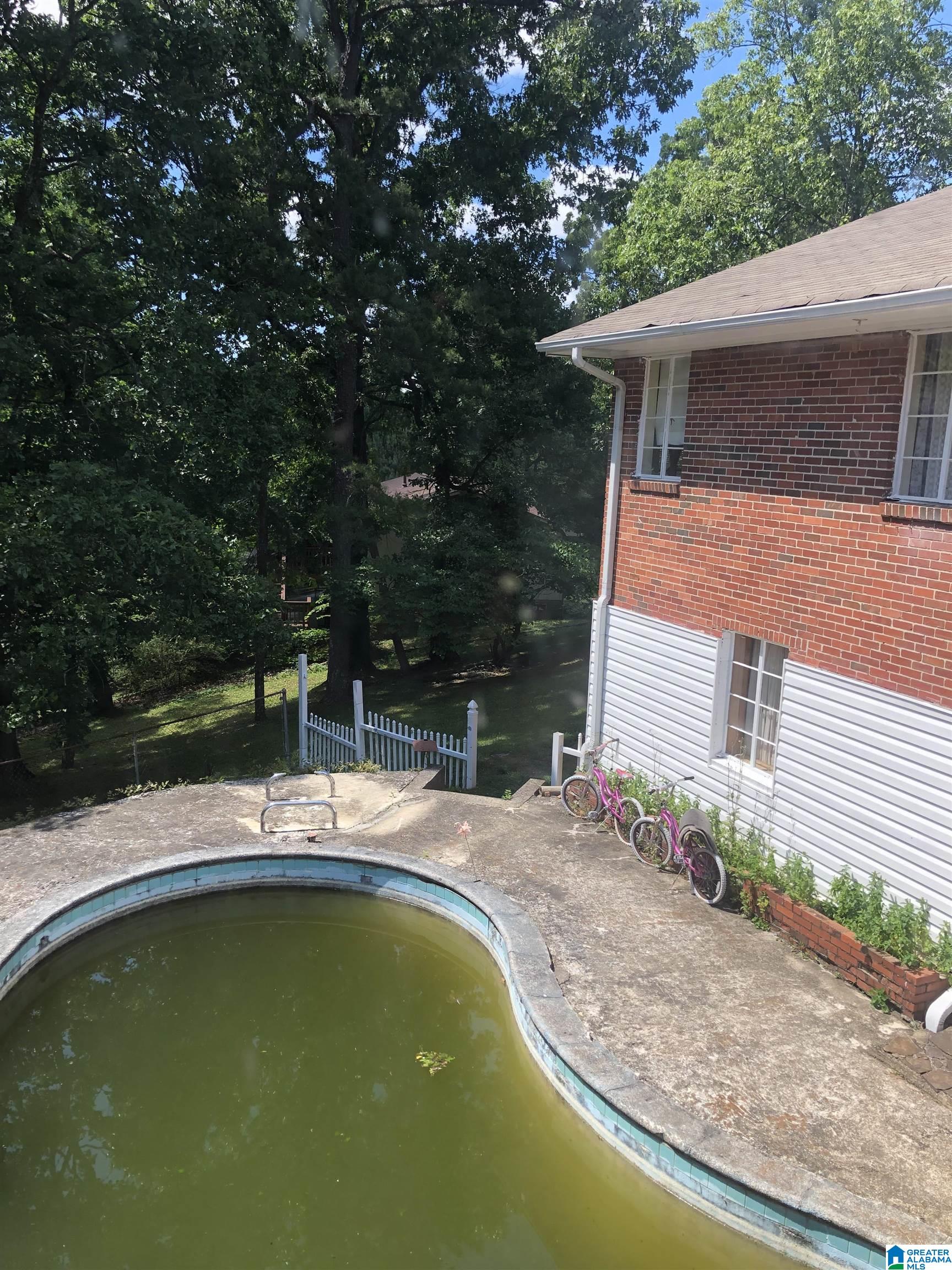 657 Ridge Top Circle Birmingham, AL 35206 - Photo 5 of 18