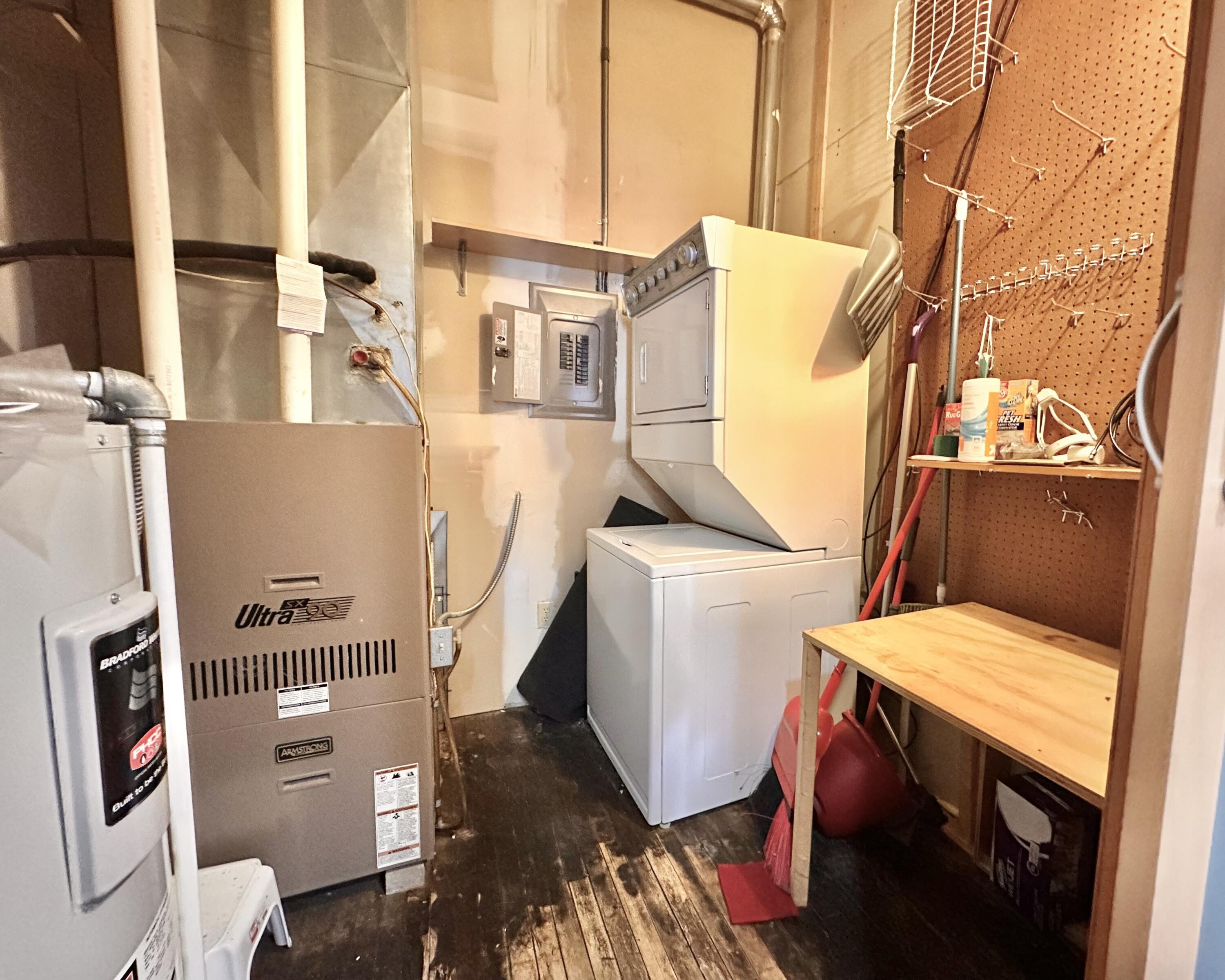 108 West Wells Street, Unit 4D Milwaukee, WI 53203 - Photo 18 of 18 IMG_2182