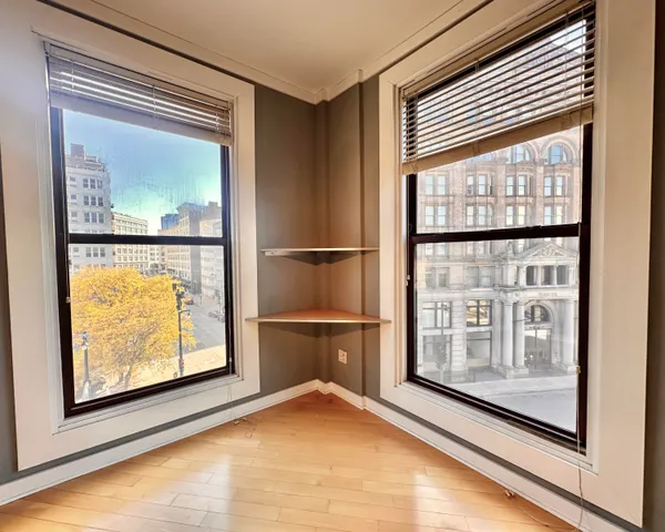 $1,995 | 108 West Wells Street, Unit 4D, Milwaukee, WI 53203