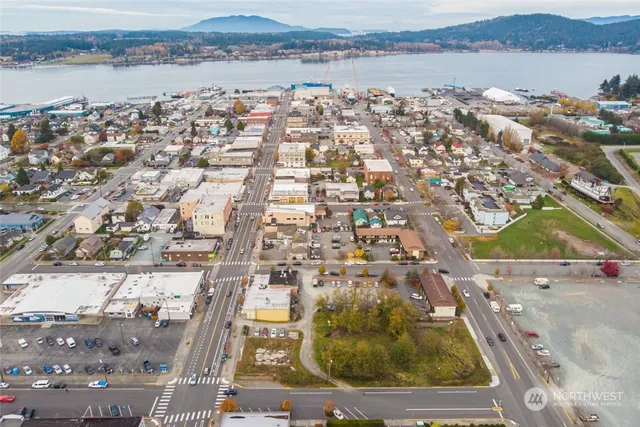 $3,150,000 | 911 Commercial Avenue, Anacortes, WA 98221