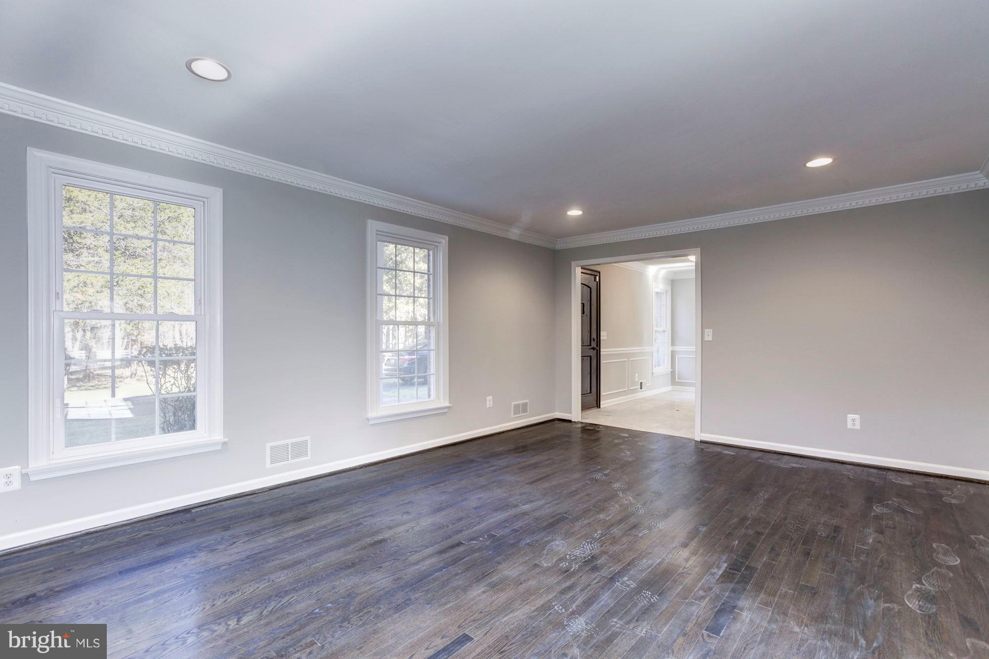 14608 Springfield Road Germantown, MD 20874 - Photo 8 of 47 Gallery Image 8