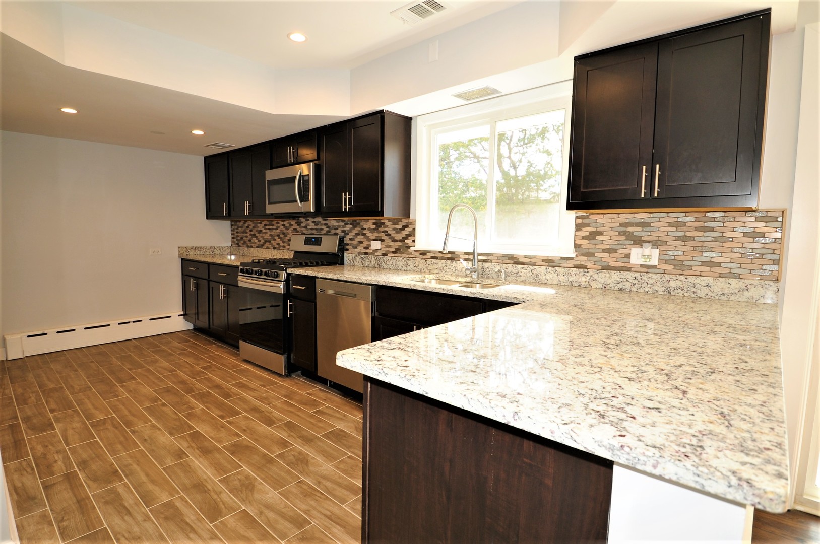 2N475 Swift Road Lombard, IL 60148 - Photo 16 of 34