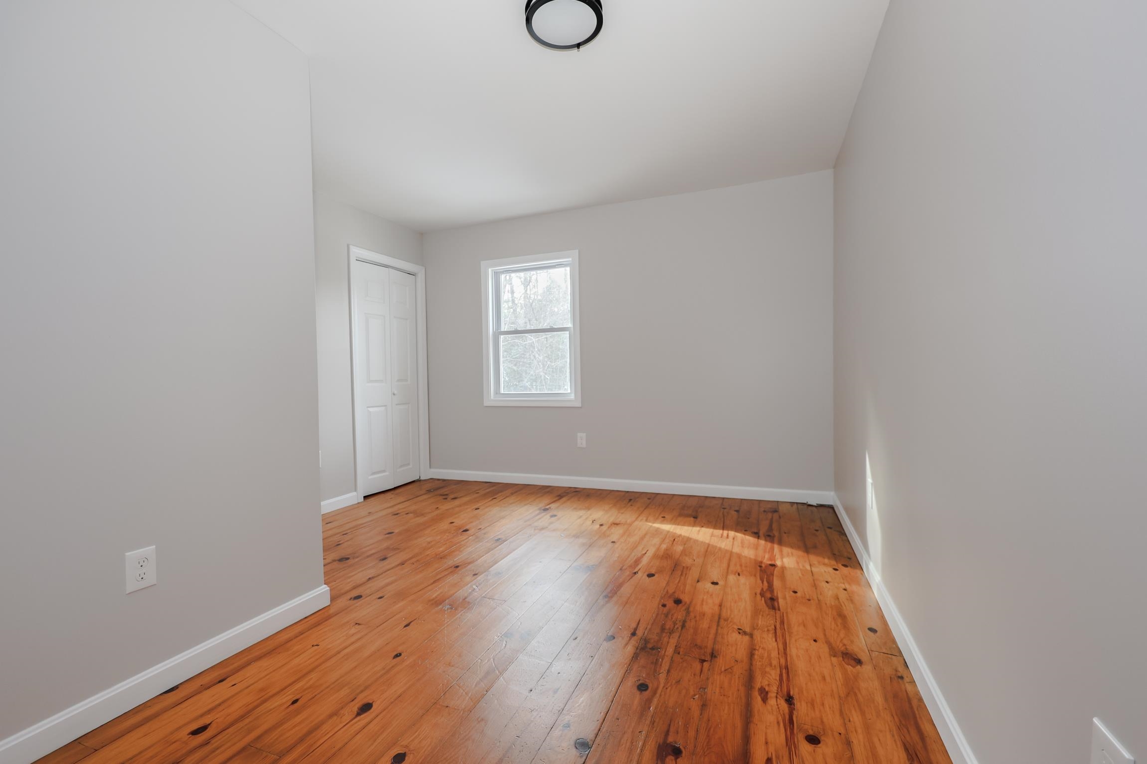 40 Verry Brook Road Winchester, NH 03470 - Photo 11 of 27
