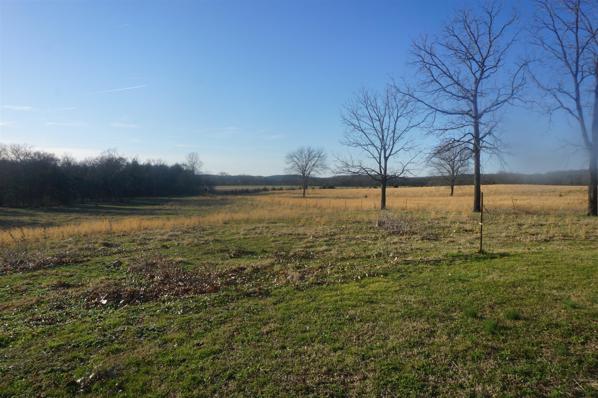 283 Salem Road Lebanon, TN 37090 - Photo 9 of 17 a view of an ocean