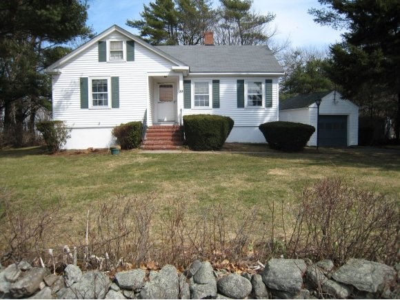 33 Locke Road Rye, NH 03870 - Photo 1 of 1