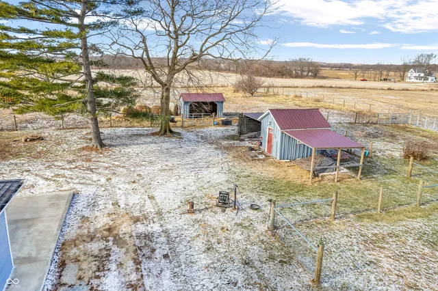$435,000 | 10886 North US Highway 231, Roachdale, IN 46172