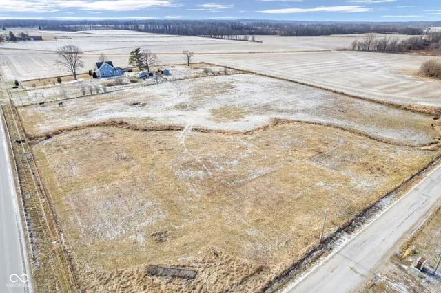 $435,000 | 10886 North US Highway 231, Roachdale, IN 46172