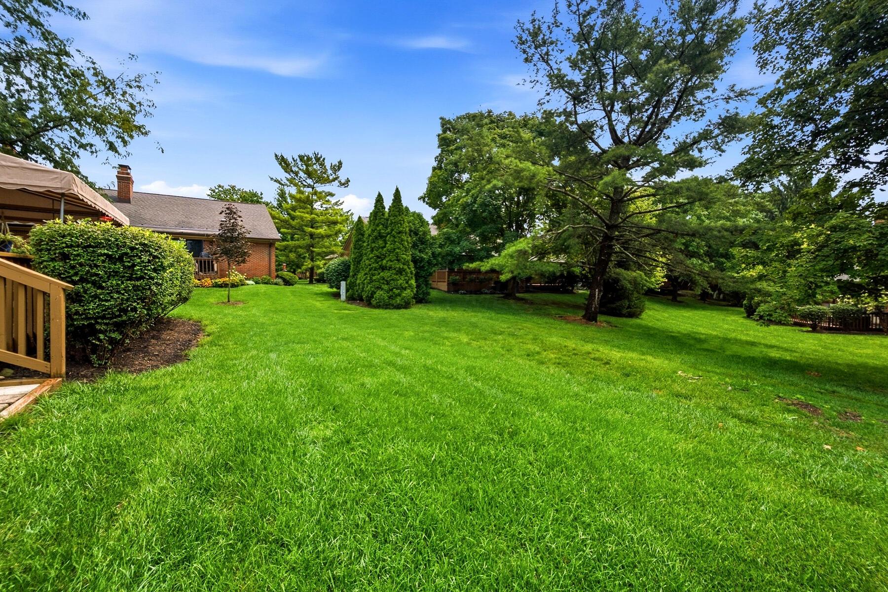 3219 West Case Road Dublin, OH 43017 - Photo 2 of 25 Expansive back yard
