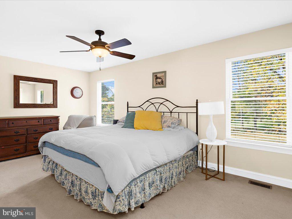306 South Hammonds Ferry Road Linthicum Heights, MD 21090 - Photo 22 of 49 Primary bedroom