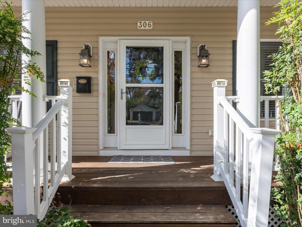 306 South Hammonds Ferry Road Linthicum Heights, MD 21090 - Photo 4 of 49 Gallery Image 4