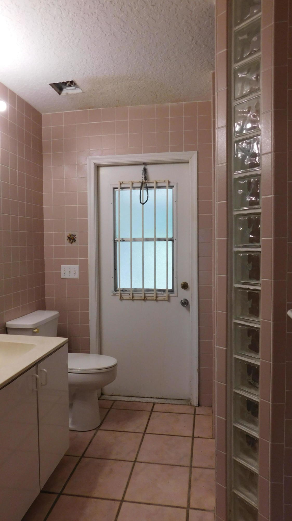 3330 C Road Loxahatchee Groves, FL 33470 - Photo 26 of 33 Home A bathroom