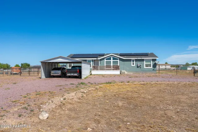$389,900 | 325 East Houston Road, Paulden, AZ 86334