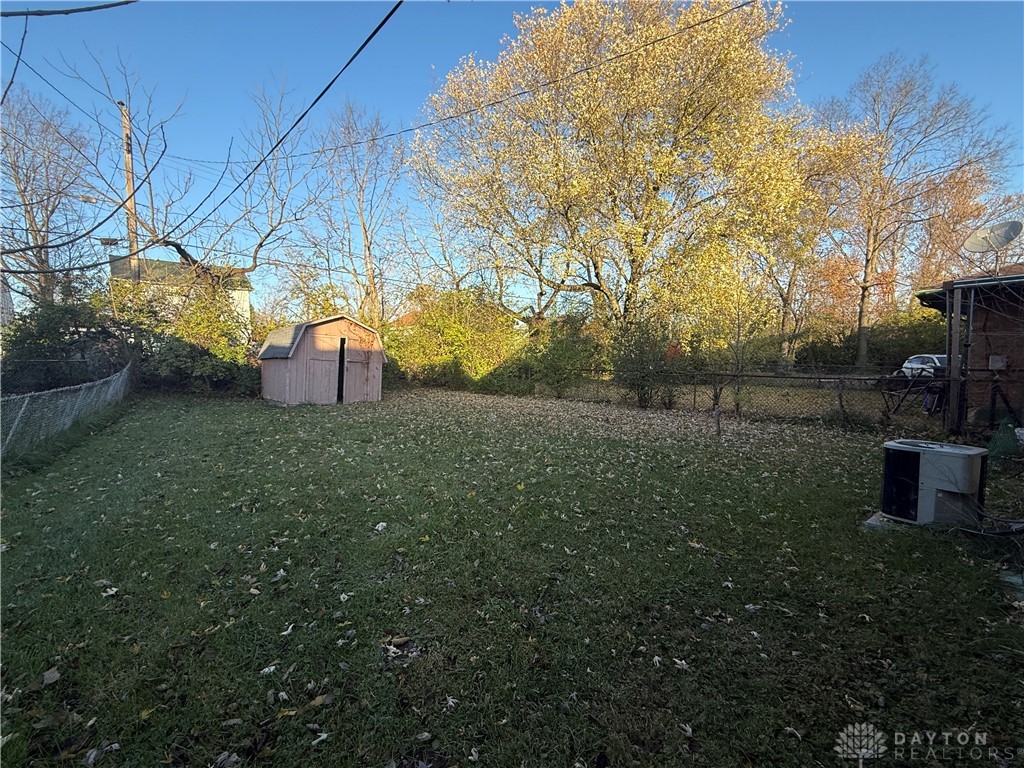 615 Circle Road Dayton, OH 45417 - Photo 17 of 20 Gallery Image 17