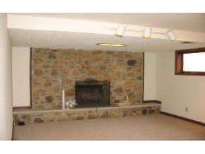 2498 West Ellsworth Road Bloomington, IN 47404 - Photo 3 of 8 Gallery Image 3