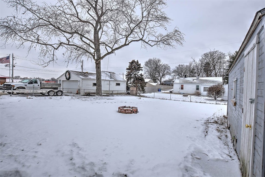 4 1st South Shores Avenue Decatur, IL 62521 - Photo 20 of 21 Gallery Image 20