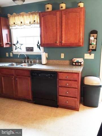 1720 Rocky Road Dover, PA 17315 - Photo 5 of 19 Gallery Image 5