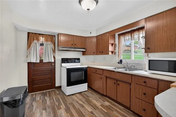 $200,000 | 537 Franklin Avenue, Canonsburg, PA 15317