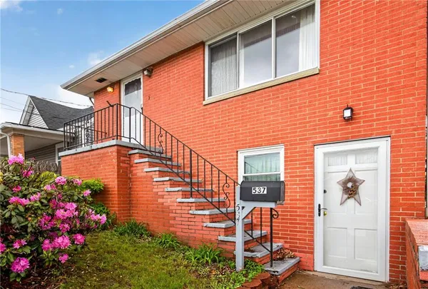 $200,000 | 537 Franklin Avenue, Canonsburg, PA 15317