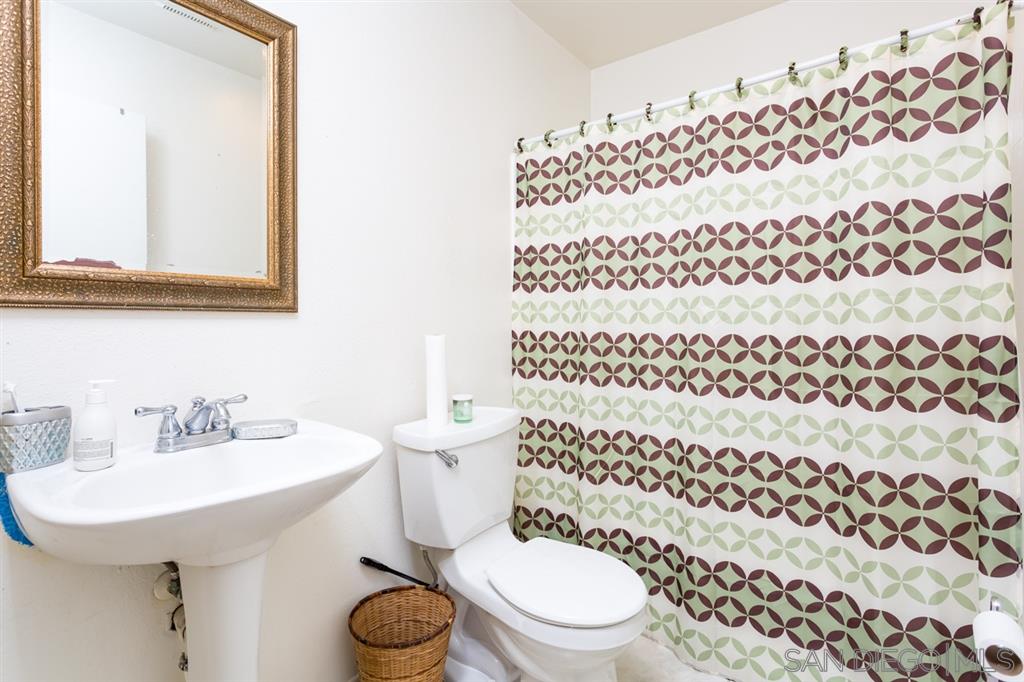 783 Brookstone Road, Unit 200 Chula Vista, CA 91913 - Photo 17 of 25 Gallery Image 17