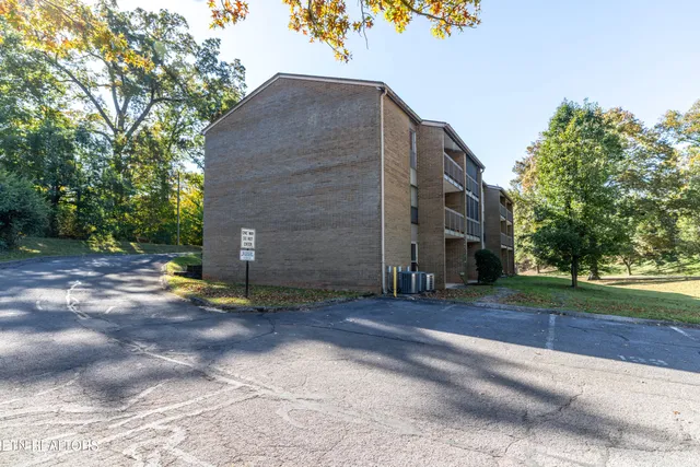 $1,750 | Undisclosed Address, Knoxville, TN 37923