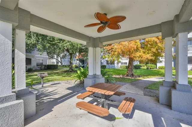 a view of a tennis court