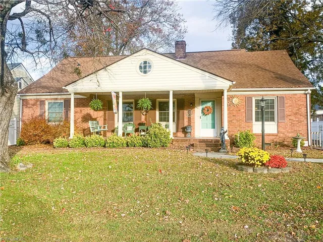 $179,000 | 414 West Jefferson Street, Jackson, NC 27845