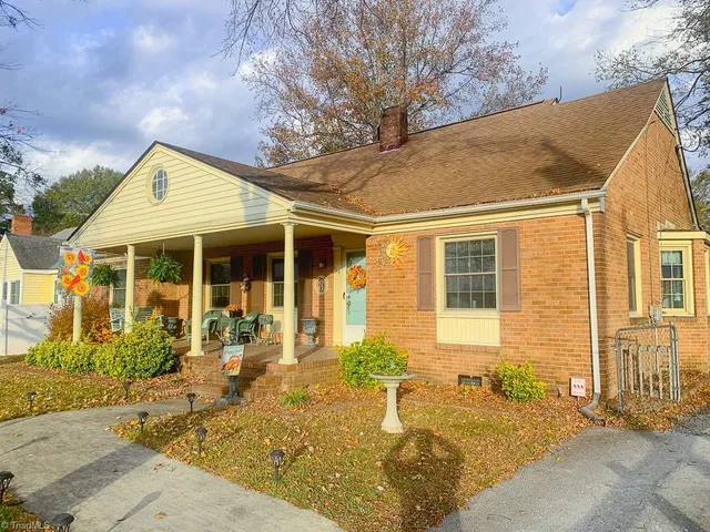 $179,000 | 414 West Jefferson Street, Jackson, NC 27845