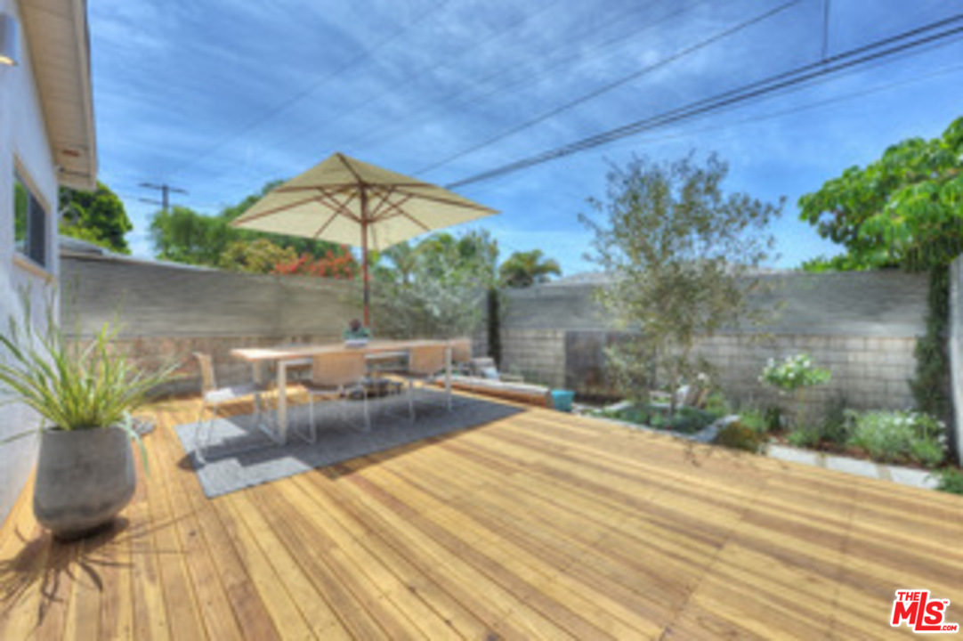 4039 Alla Road Los Angeles, CA 90066 - Photo 19 of 25 Gallery Image 19