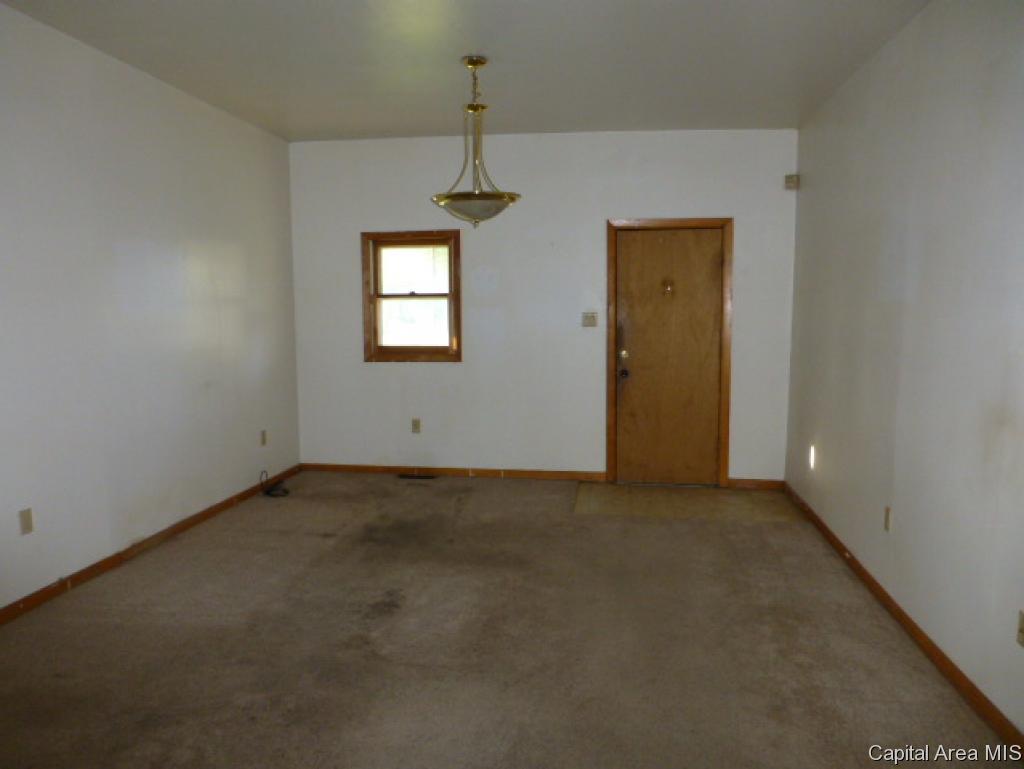 2034 Clay Street Springfield, IL 62703 - Photo 2 of 11