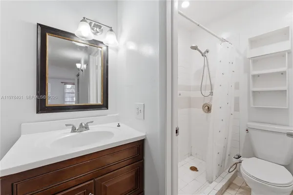 $2,100 | 6921 Southwest 129th Avenue, Unit 5, Miami, FL 33183