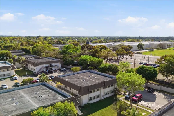 $2,100 | 6921 Southwest 129th Avenue, Unit 5, Miami, FL 33183