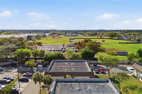 $2,100 | 6921 Southwest 129th Avenue, Unit 5, Miami, FL 33183