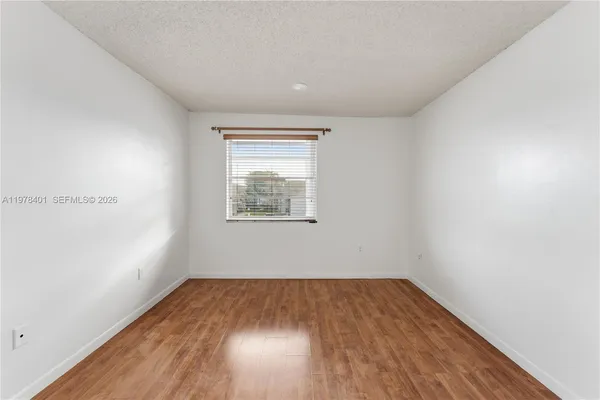 $2,100 | 6921 Southwest 129th Avenue, Unit 5, Miami, FL 33183