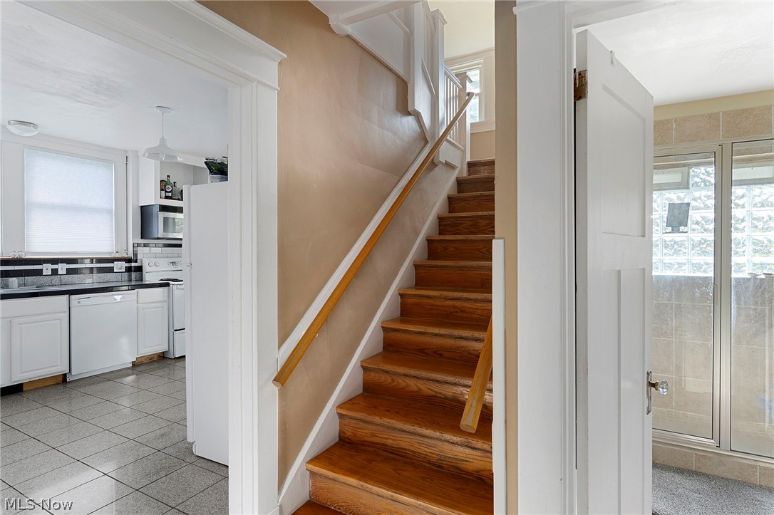 1204 South Meridian Road Youngstown, OH 44511 - Photo 16 of 23 Gallery Image 16