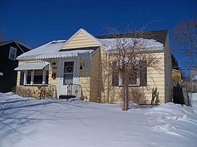 282 Brett Road Irondequoit, NY 14609 - Photo 1 of 1 Exterior Front