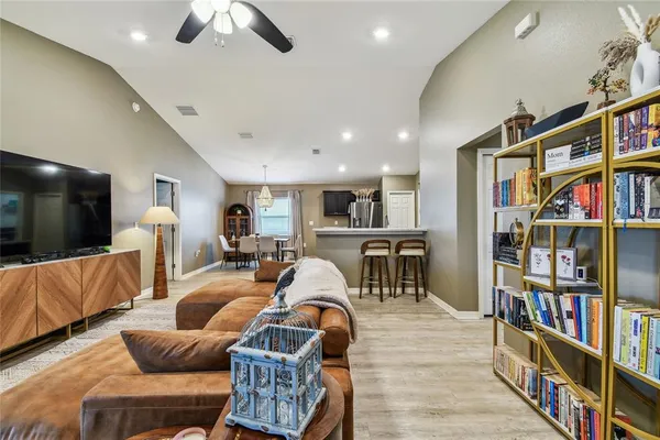 $309,900 | 105 Blue Alice Spring Court, Ruskin, FL 33570