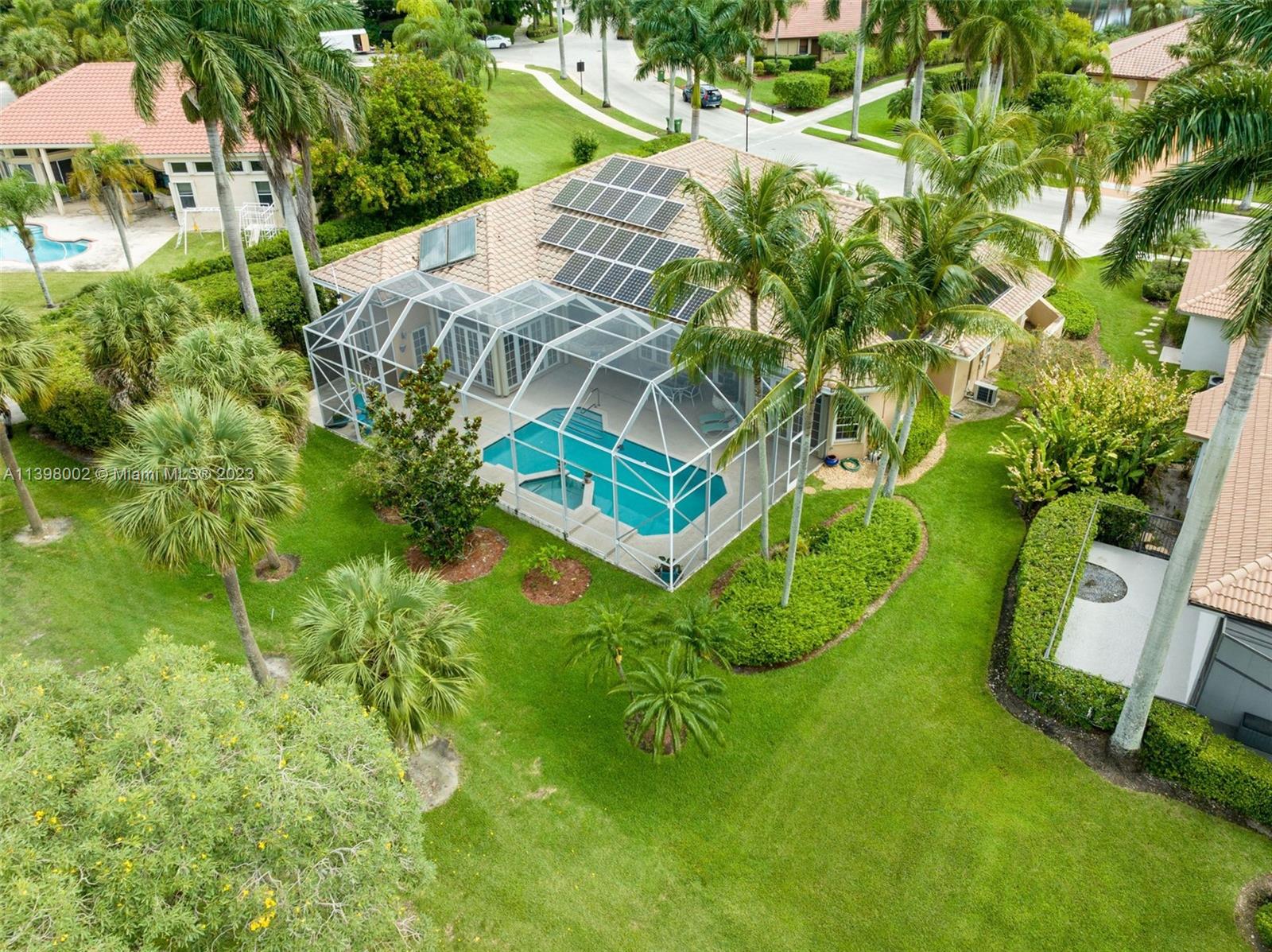 3155 Inverness Weston, FL 33332 - Photo 14 of 58