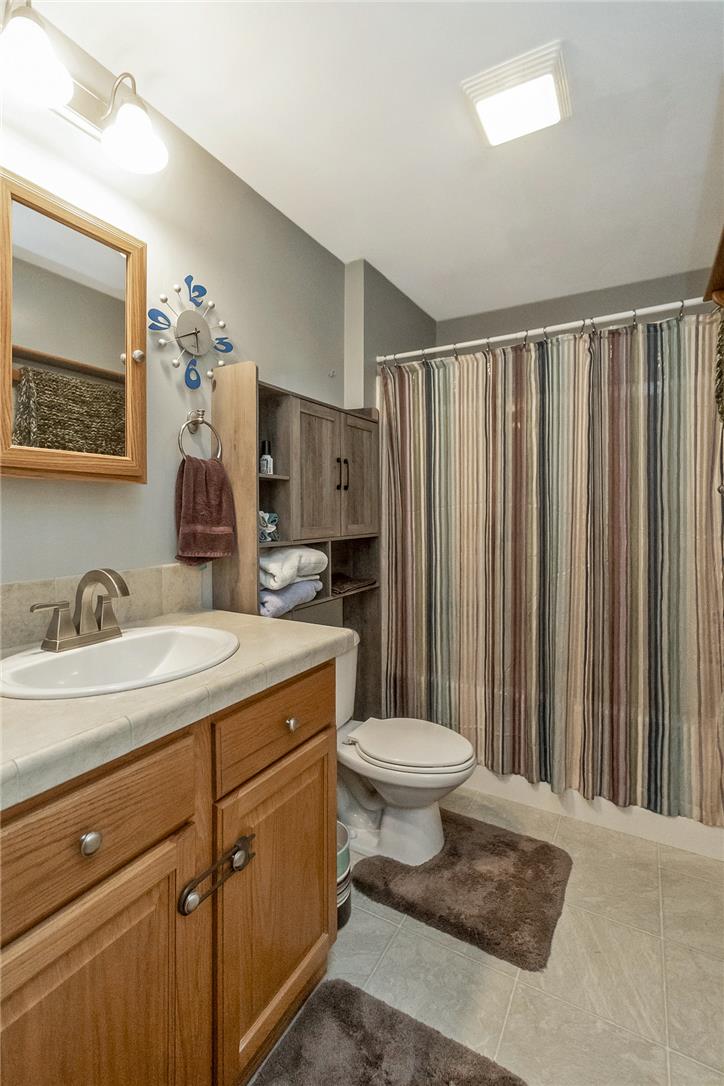 514 Norman Road Nazareth, PA 18064 - Photo 32 of 41 Guest bath