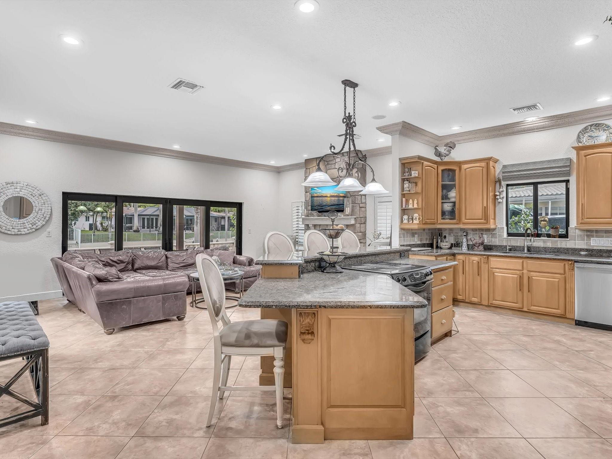 749 Southwest 2nd Street Boca Raton, FL 33486 - Photo 8 of 92 Photo 8
